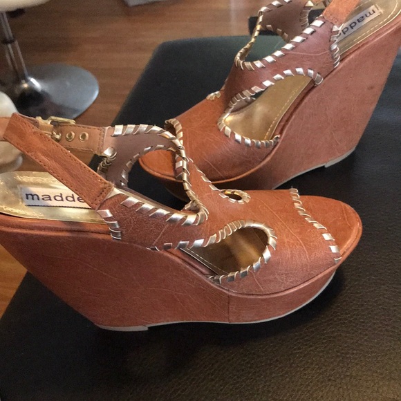 NEW cognac colored leather wedges - Picture 7 of 8